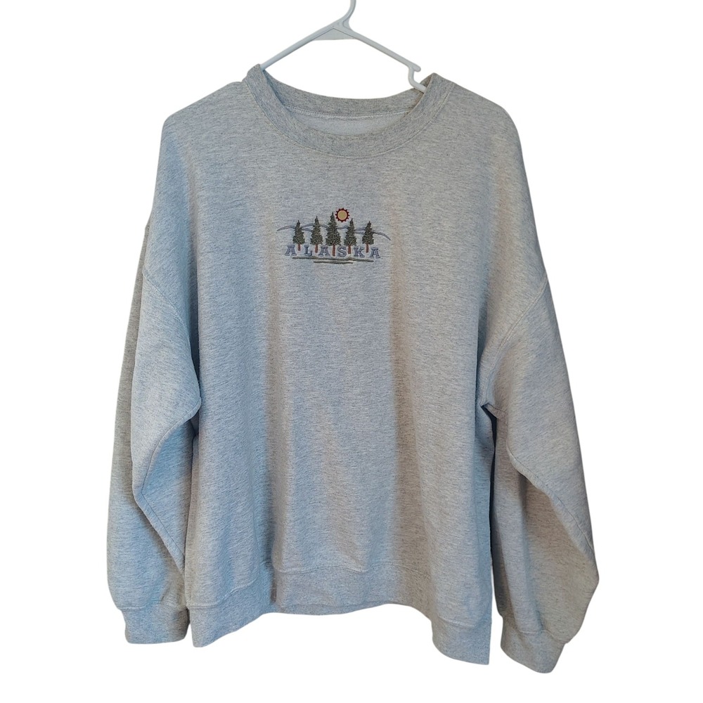 Vintage Embroidered Alaska Crewneck